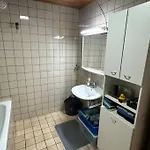Schoene In Gruener Lage Mit Fitnessgeraet Apartman Linz